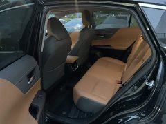 Toyota Venza 2.0L CVT FWD Premium Edition - фото 5