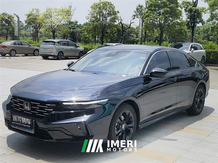 Honda Accord Sport Series 260TURBO Deluxe - автомобиль из Китая