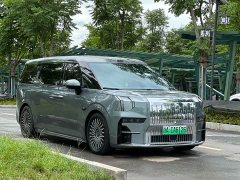 Zeekr 009 seven-seat aisle version four-wheel drive 108kWh - фото 3