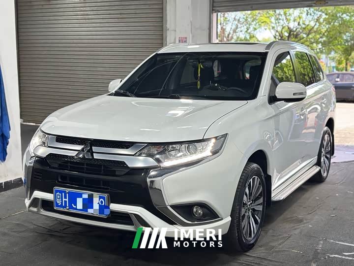 Mitsubishi Outlander 2.0L 2WD Enjoy Edition 5 seats