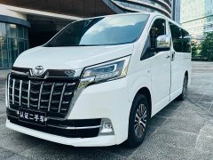 Toyota Granvia 3.5L Middle East Version - фото 1