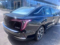 Hongqi E-QM5 2023 facelift basic travel version - фото 9