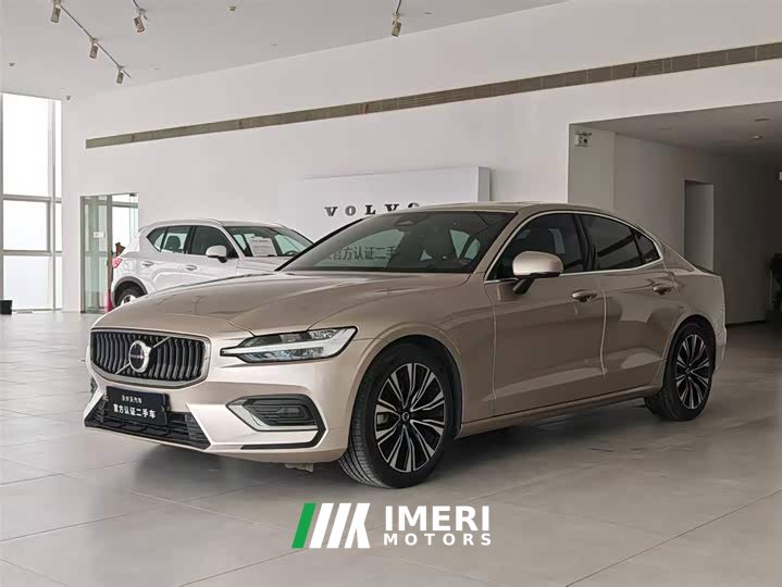 Volvo S60 B4 Zhiyuan Luxury Edition - автомобиль из Китая