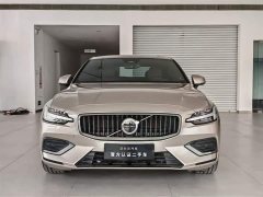 Volvo S60 B4 Zhiyuan Luxury Edition - фото 2