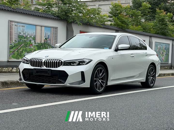 BMW 3 Series 320i M Sports Package - автомобиль из Китая