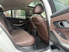 BMW 3 Series 320i M Sports Package - фото 10