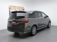 Buick GL8 2023 facelift land business class luxury - фото 2