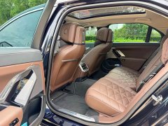 BMW 7 Series 2023 735Li M Sports Package - фото 6