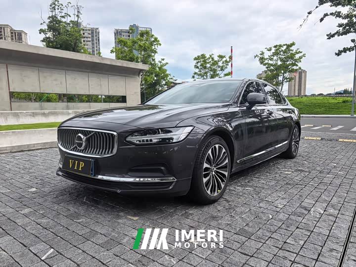 Volvo S90 B5 Zhiyi Luxury Edition - автомобиль из Китая