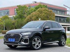 Audi Q5L 45T luxury and dynamic - фото 1