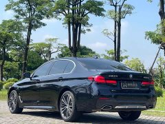 BMW 5 Series 530Li xDrive M Sports Package - фото 4