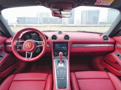 Porsche 718 Cayman 2.0T - фото 9