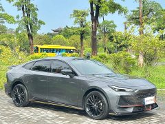 Changan UNI-V 1.5T sports version - фото 3