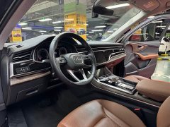 Audi Q7 55 TFSI quattro S line sports version - фото 17