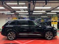 Audi Q7 55 TFSI quattro S line sports version - фото 8