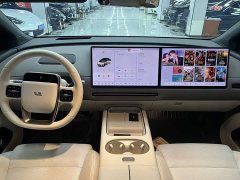 Li Auto Ideal i6 2025 two-wheel drive standard version - фото 9