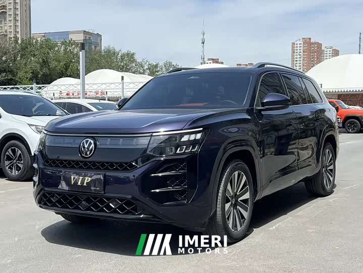 Lynk & Co Touron Pro 450TSI four-wheel drive vertical version - автомобиль из Китая