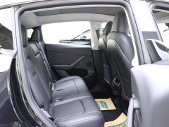 Tesla Model Y long-range all-wheel drive version - фото 16
