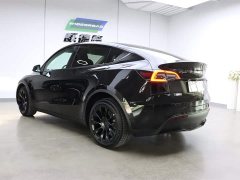 Tesla Model Y long-range all-wheel drive version - фото 5