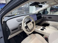 Li Auto Ideal i8 Standard Edition - фото 8