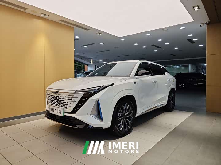 Changan Auchan Z6 New Energy 2023 Smart Electric iDD 150KM Flagship PLUS - автомобиль из Китая