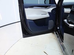 Zeekr 009 2024 6-Seater Executive AWD 108kWh - фото 16