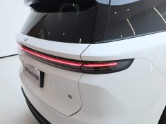 Li Auto Ideal i8 2025 Standard Edition - фото 12