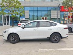 BYD Qin PLUS DM-i 128KM aggressive - фото 9