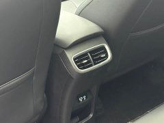 Lynk & Co Hiace 06 DM-i 205 Pilot Pro Edition - фото 16