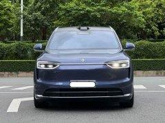 AITO Wenjie M7 2026 extended range Ultra four-wheel drive version 5 seats (192-line lidar) - фото 2