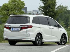Honda Odyssey 2.0L Sharp Exclusive Edition - фото 20
