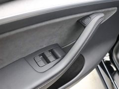 Tesla Model Y 2023 rear-wheel drive version - фото 11