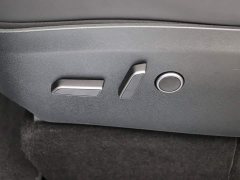 Tesla Model Y 2023 rear-wheel drive version - фото 12