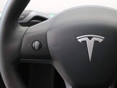 Tesla Model Y 2023 rear-wheel drive version - фото 16