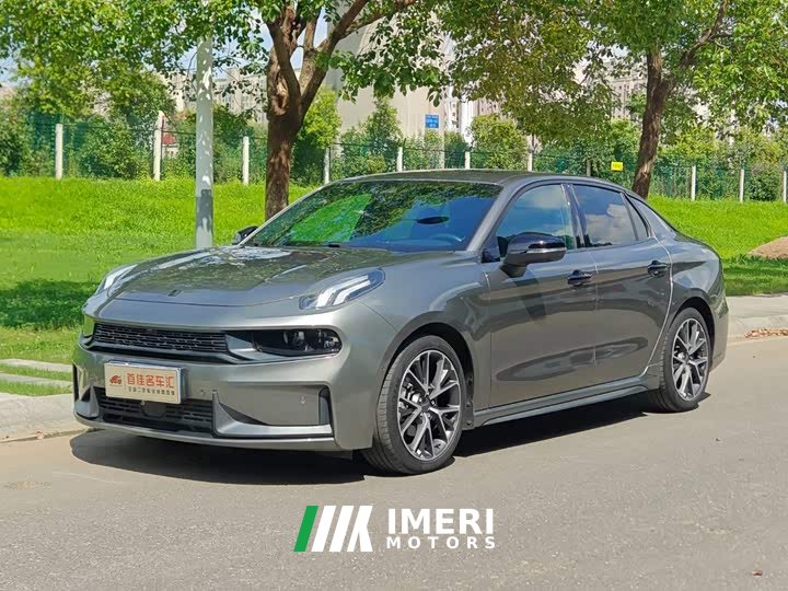 Lynk & Co 03 2.0TD DCT Pro - автомобиль из Китая