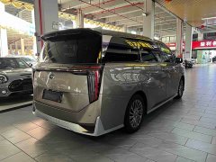 Trumpchi M8 2023 Grandmaster Series Dual Engine Royal Edition - фото 2