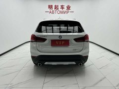 BMW X1 sDrive20Li fashionable - фото 10