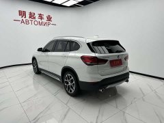 BMW X1 sDrive20Li fashionable - фото 8
