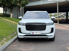 Li Auto ONE Extended-Range 6-Seater - фото 2