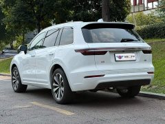 Li Auto ONE Extended-Range 6-Seater - фото 4