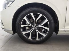 Volkswagen Magotan 2020 330TSI DSG Leading Edition - фото 17