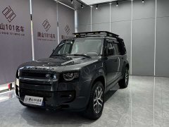 Land Rover Defender 110 3.0T P400 Dark Special Edition - фото 1