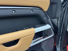 Land Rover Defender 110 3.0T P400 Dark Special Edition - фото 13