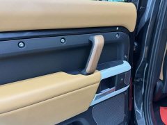 Land Rover Defender 110 3.0T P400 Dark Special Edition - фото 19