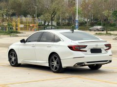 Honda Accord 260TURBO Magic Night Premium Edition - фото 6