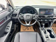 Honda Accord 260TURBO Magic Night Premium Edition - фото 9