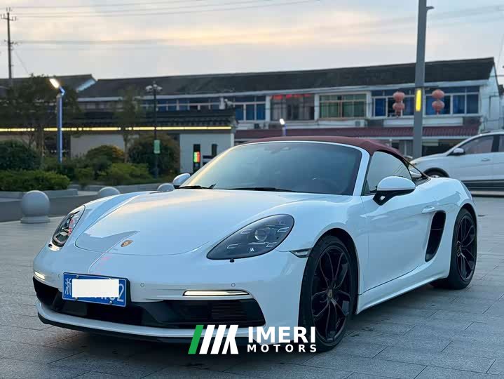 Porsche 718 Spyder 2.0T - автомобиль из Китая