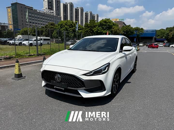 Lexus MG5 2021 180DVVT CVT Youth Deluxe Edition - автомобиль из Китая