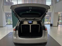 Li Auto Ideal i8 Standard Edition - фото 8
