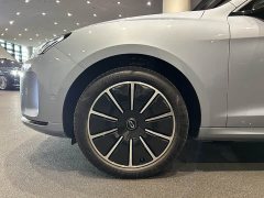 AITO Wenjie M5 extended range four-wheel drive flagship version - фото 5